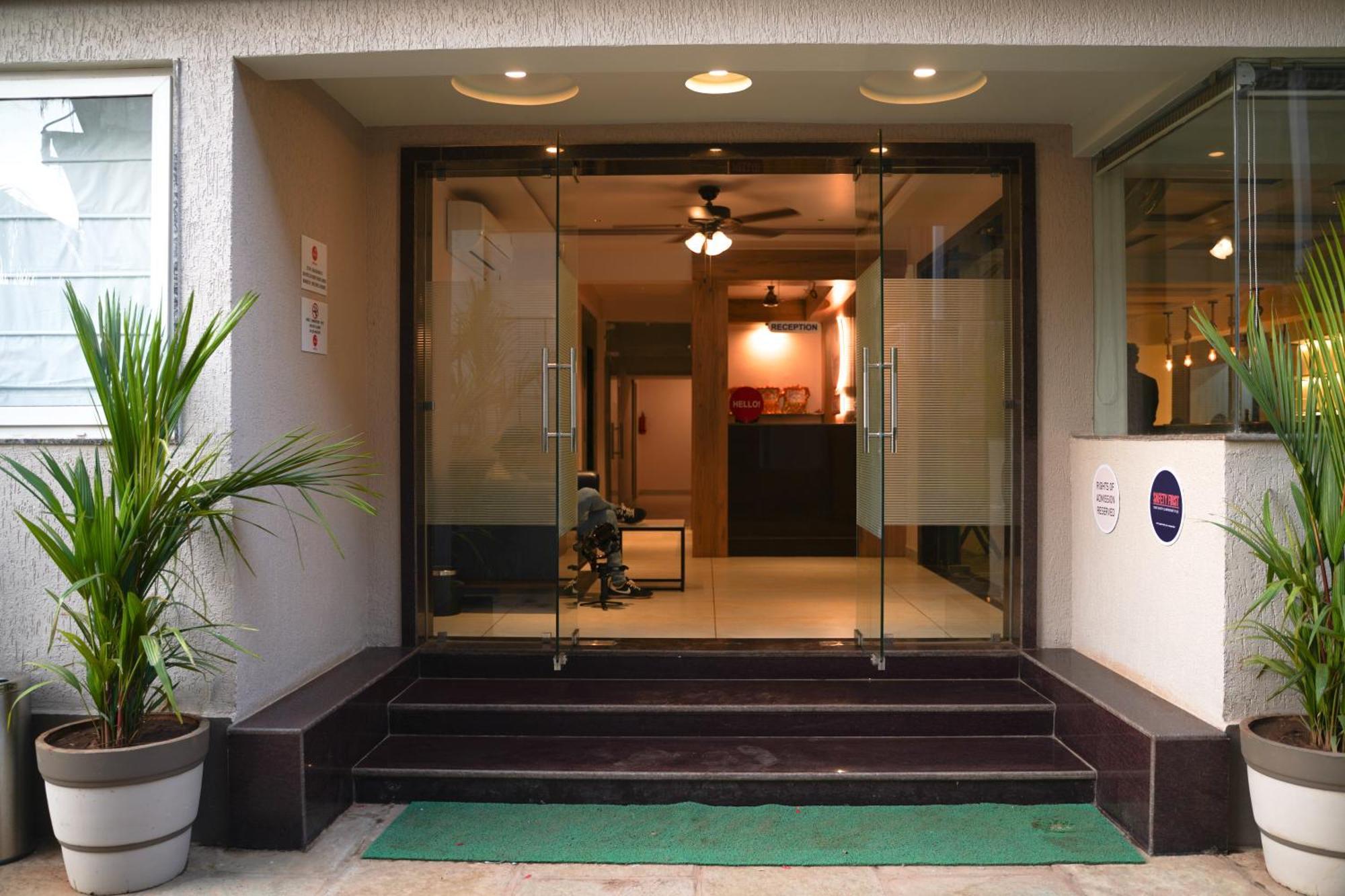 Ariena By Spree Hotels Goa 모르짐 외부 사진