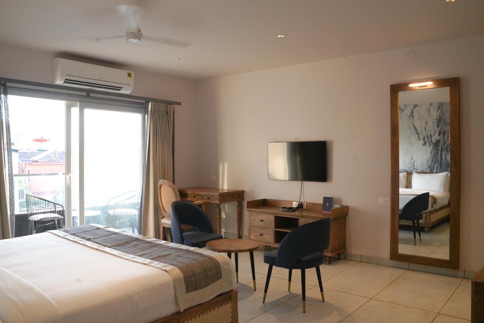Ariena By Spree Hotels Goa 모르짐 외부 사진
