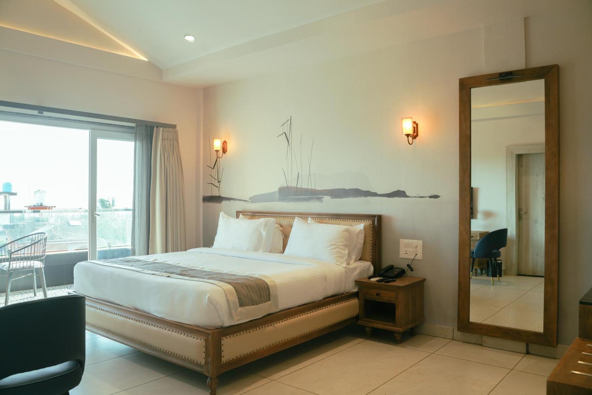 Ariena By Spree Hotels Goa 모르짐 외부 사진